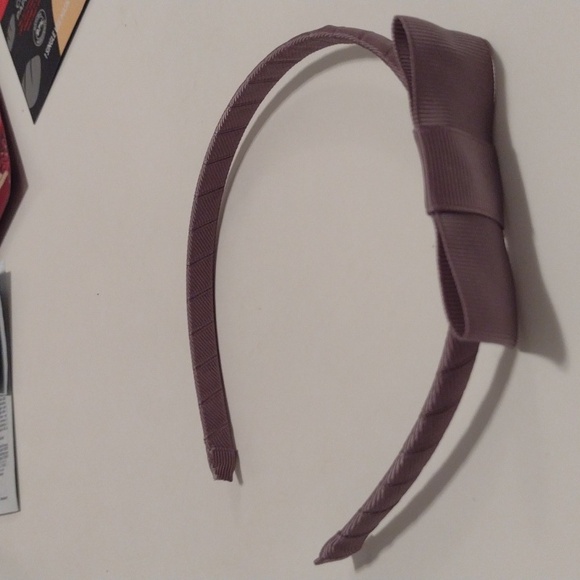 NEW Beauty Self Care Lot of 10 Masks 12 Biore Pore Strips and 6 Headbands - Picture 16 of 16